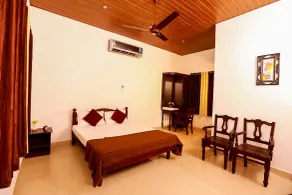 Baywatch Beach Resort - Room