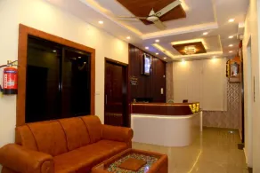 Hotel Aradhya Inn Deralakatte - Lobby