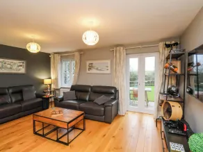 The Beach Retreat - Living area