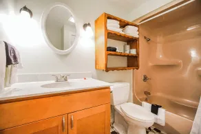 Neptune House Block Island Resort - Baño