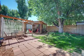 Spacious Aurora Retreat w/ Game Room + Hot Tub! - Innenbereich