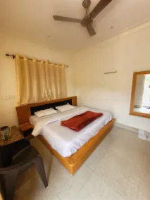 Shivlok Hotel - Room