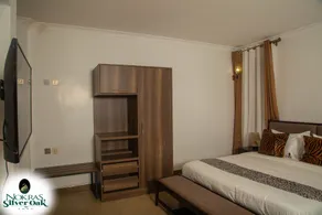 Nokras Silver Oak Embu - Habitación