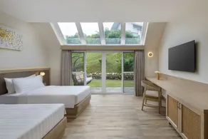 Himalayan Hideaway Resort Pokhara, The Centara Collection - Room