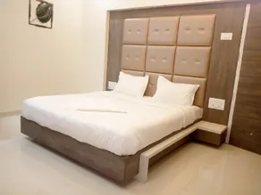 Hotel Pushpak Park - Chambre