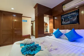 P R Patong Hotel - Room