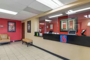 Motel 6 Suites Rochester Henrietta, NY - Reception