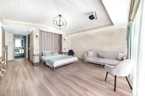 Castle Franco Suites - Room