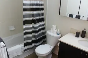 Custom Luxury Suite - By Elite Suites - Bad