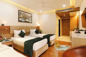 HOTEL DOLPHIN GRAND  - Rum