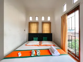 Homestay Syariah Jakal 3 Dekat UGM by Simply Homy - Chambre