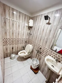 Stay Guru Usha Residency - Bathroom