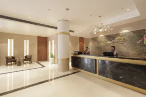 Chinmay Hotels & Resorts - Rezeption