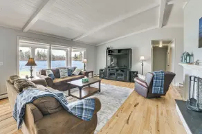 Spacious Getaway w/ Beach & Views on Otsego Lake! - Innenbereich