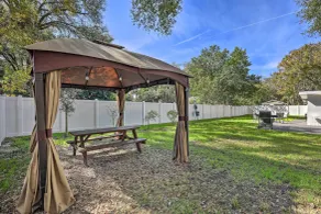 Pet-Friendly Retreat Near Dtwn & Lake Dora - Interior