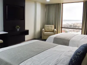 Hotel Corona Plaza - Chambre