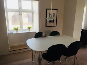 Badepensionat Sandloppen - Ferielejligheder - Spiseområde på rommet