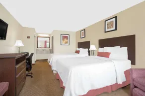Baymont by Wyndham Greenville - Chambre