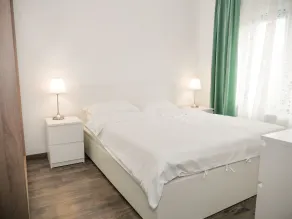 Clement Apartments - Room