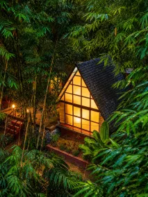 Cave Ritz Coorg by VOYE HOMES - A Frame Cottages in Plantation - Pet Friendly - Detalle del exterior