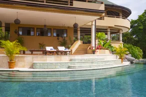 Ocio Estate - Piscina