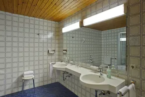 Hotel Sauerlacher Post - Bathroom