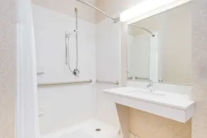 Wingate by Wyndham Gillette - Salle de bain