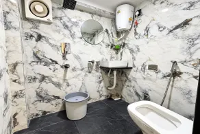 Hotel Anantshree Inn Shree Mahakaleshwar Temple Ujjain - Bathroom