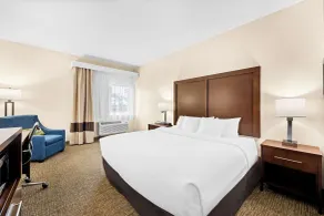 Comfort Inn & Suites Pueblo - Chambre