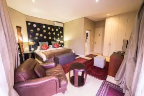 Atlantic Waves Guest House - Room