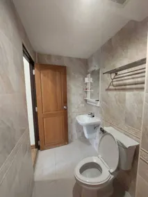 V Check inn Sukhumvit 22 - Salle de bain