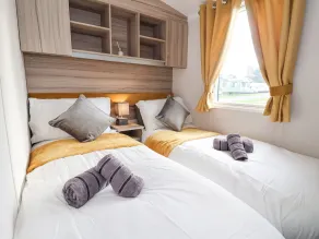Lazy Dayz Lodge - Rom