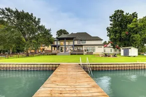 Hot Tub, Fire Pit! High-end Cedar Creek Lake Haven - Innvendig