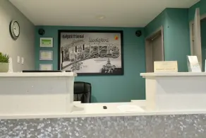 Super 8 by Wyndham Rockford I-90 Casino District - Réception