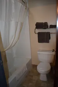 Heartland Hotel & Suites - Badrum