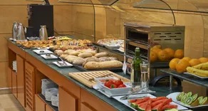 iStay by NH Zaragoza Sport Hotel - Coin petit déjeuner