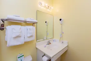 Topsail Shores Inn - Badezimmer