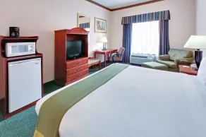 Holiday Inn Express Hotel & Suites Cleveland - Ms By IHG - Chambre