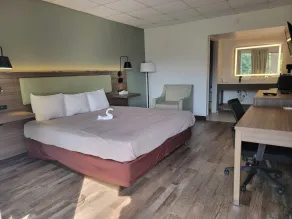 Quality Inn Perry - Room