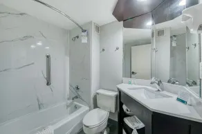 Quality Inn & Suites North Little Rock - Salle de bain