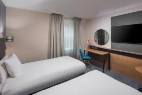 Holiday Inn Farnborough by IHG - Room