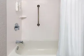 Hampton Inn Hartford/Airport - Salle de bain