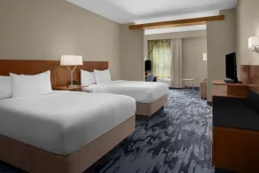 Fairfield Inn & Suites by Marriott Savannah Downtown Historic District - Chambre