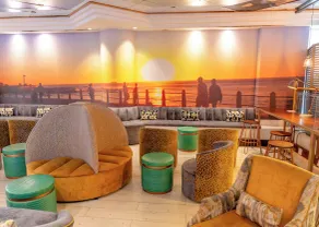 Peninsula All-Suite Hotel - Recepción