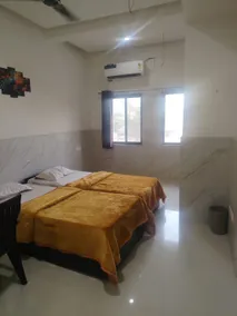 Hotel Parakh Rooms And Banquet - Room