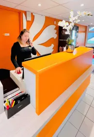Hôtel Première Classe Saint Quentin en Yvelines Elancourt Trappes - Réception