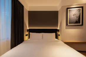 Qingdao Desti Youth Hostel-24H Reception&English Service& Cafe& Bar& Luggage Storage& Large Public Area - Room