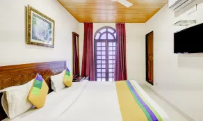 The New Hill Retreat - Room