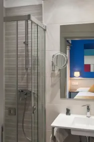 Hotel Hito - Bathroom