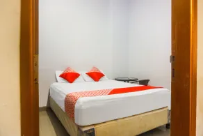 Hotel O Pondok Hikmah Makassar - Habitación
